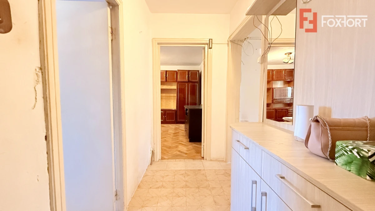 COMISION 0% Apartament cu 3 camere decomandat, Aradului - bloc izolat - 9