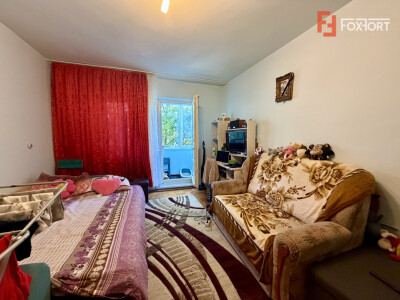 Apartament cu 2 camere, etaj 3 - zona Lipovei