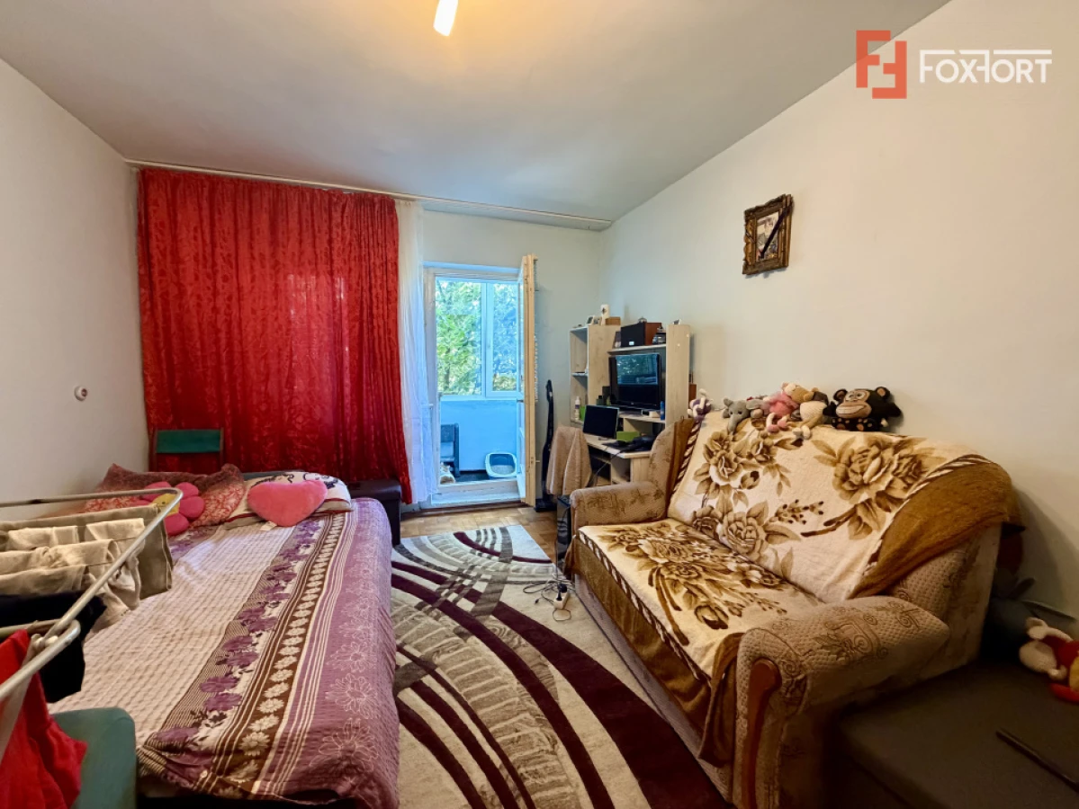 Apartament cu 2 camere, etaj 3 - zona Lipovei - 1
