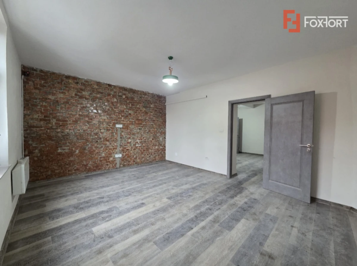 Apartament cu 2 camere cu curte proprie de vanzare zona - UTA - 1
