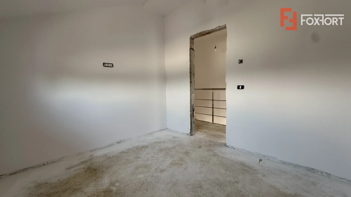 Duplex de vanzare 4 camere, langa Mega Image - Mosnita Noua - 10