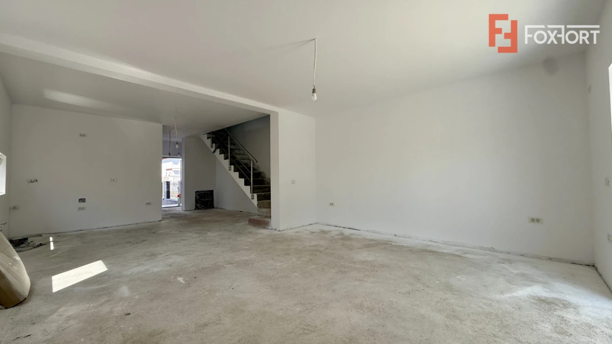 Duplex de vanzare 4 camere, langa Mega Image - Mosnita Noua - 3