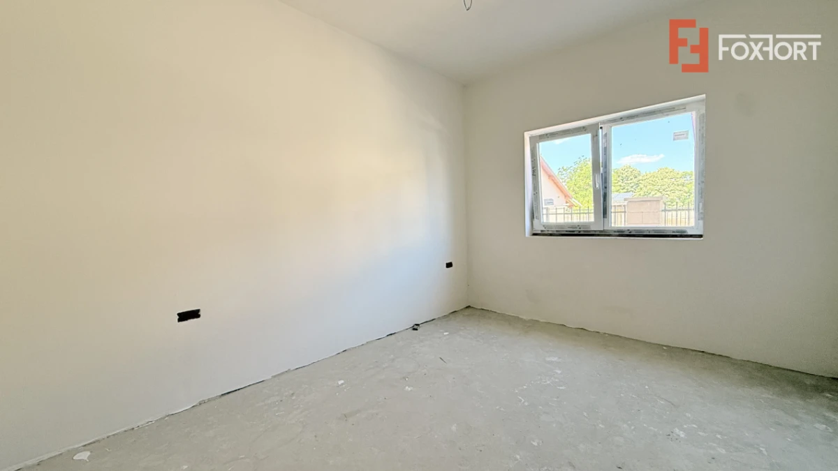 Duplex de vanzare pe parter, 3 camere - Mosnita Veche - Centru - 9
