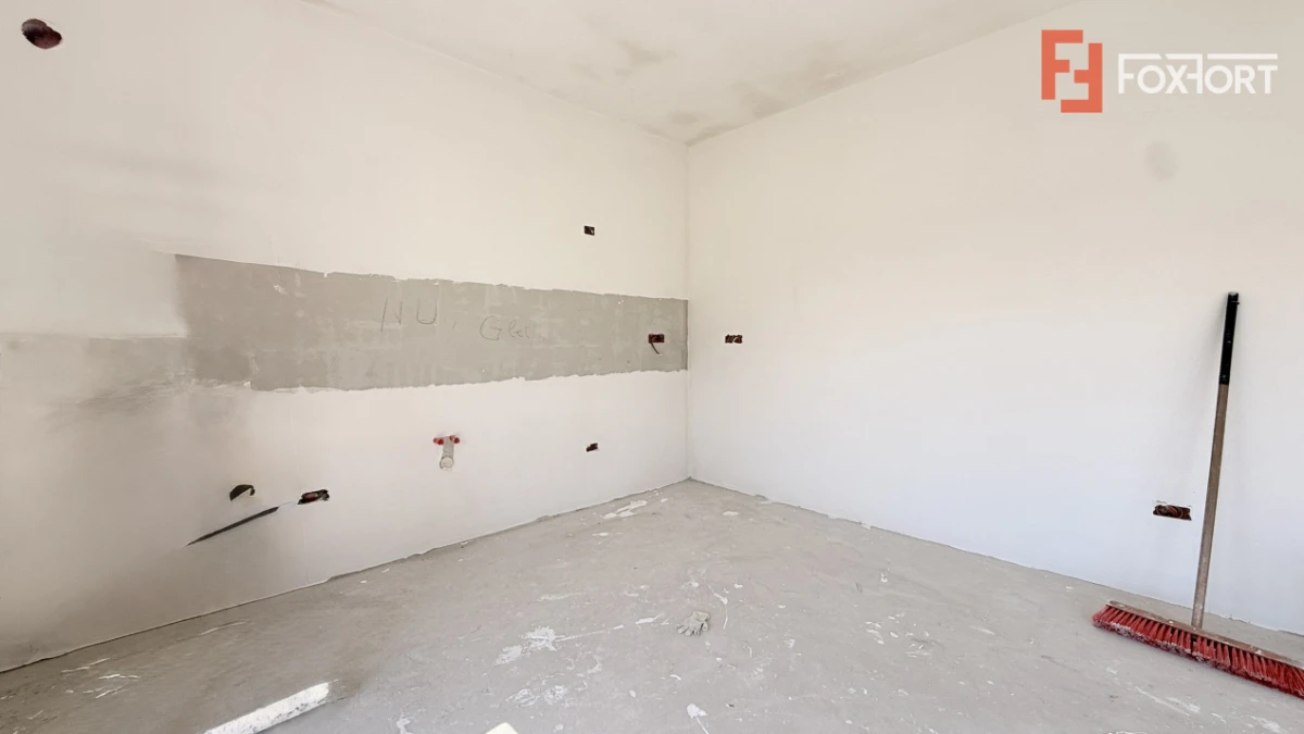 Duplex de vanzare pe parter, 3 camere - Mosnita Veche - Centru - 5