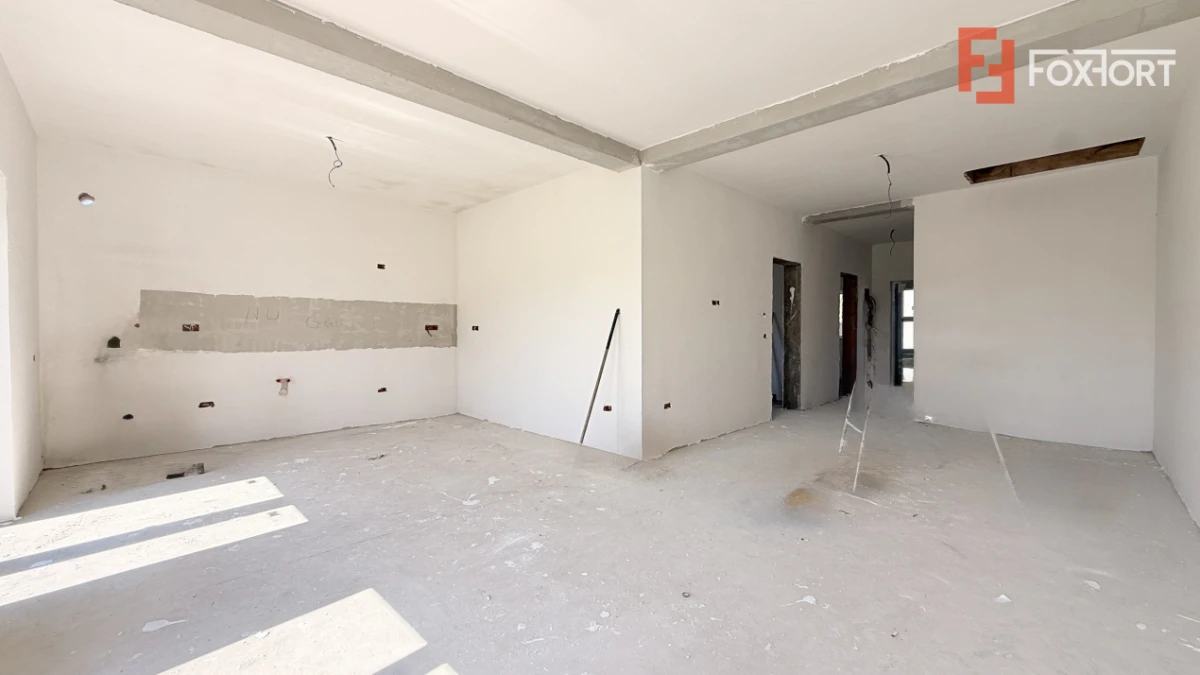 Duplex de vanzare pe parter, 3 camere - Mosnita Veche - Centru - 4