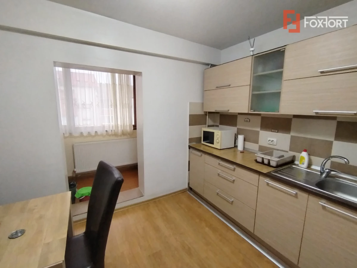 Apartament cu 3 camere de inchiriat in zona Soarelui - 8