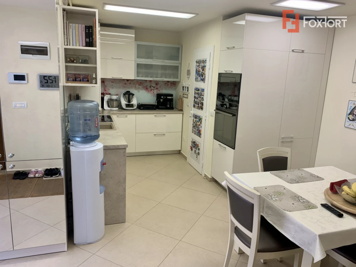 Casa individuala cu 4 camere de vanzare in zona Girocului - 4