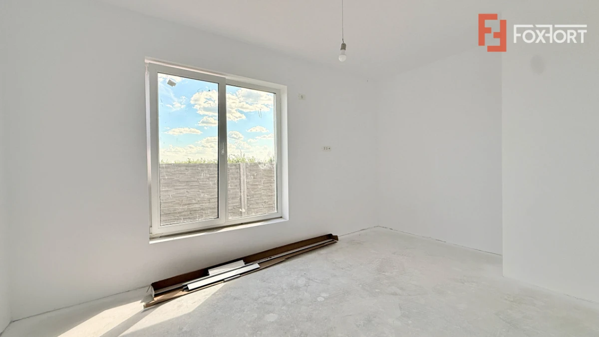 Duplex de vanzare, 3 camere + 2 bai - 96 mp - Mosnita Noua - 9