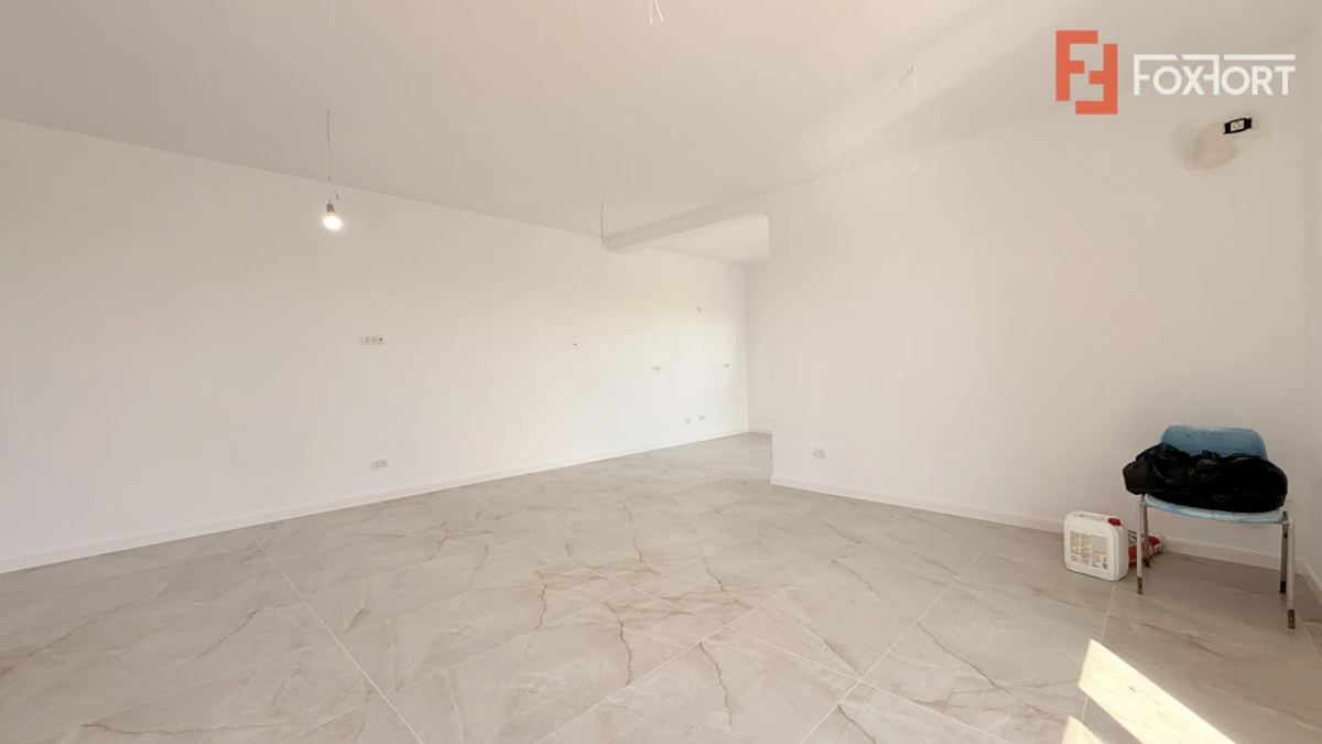 Duplex de vanzare, 3 camere + 2 bai - 96 mp - Mosnita Noua - 4