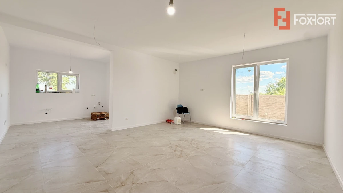Duplex de vanzare, 3 camere + 2 bai - 96 mp - Mosnita Noua - 3