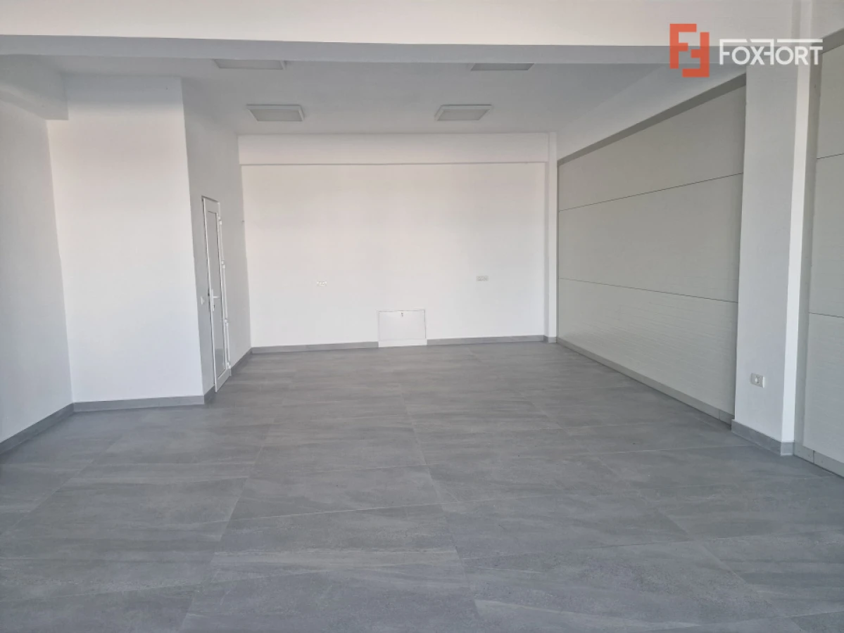 Spatiu generos pentru inchiriere in Izvin - 1