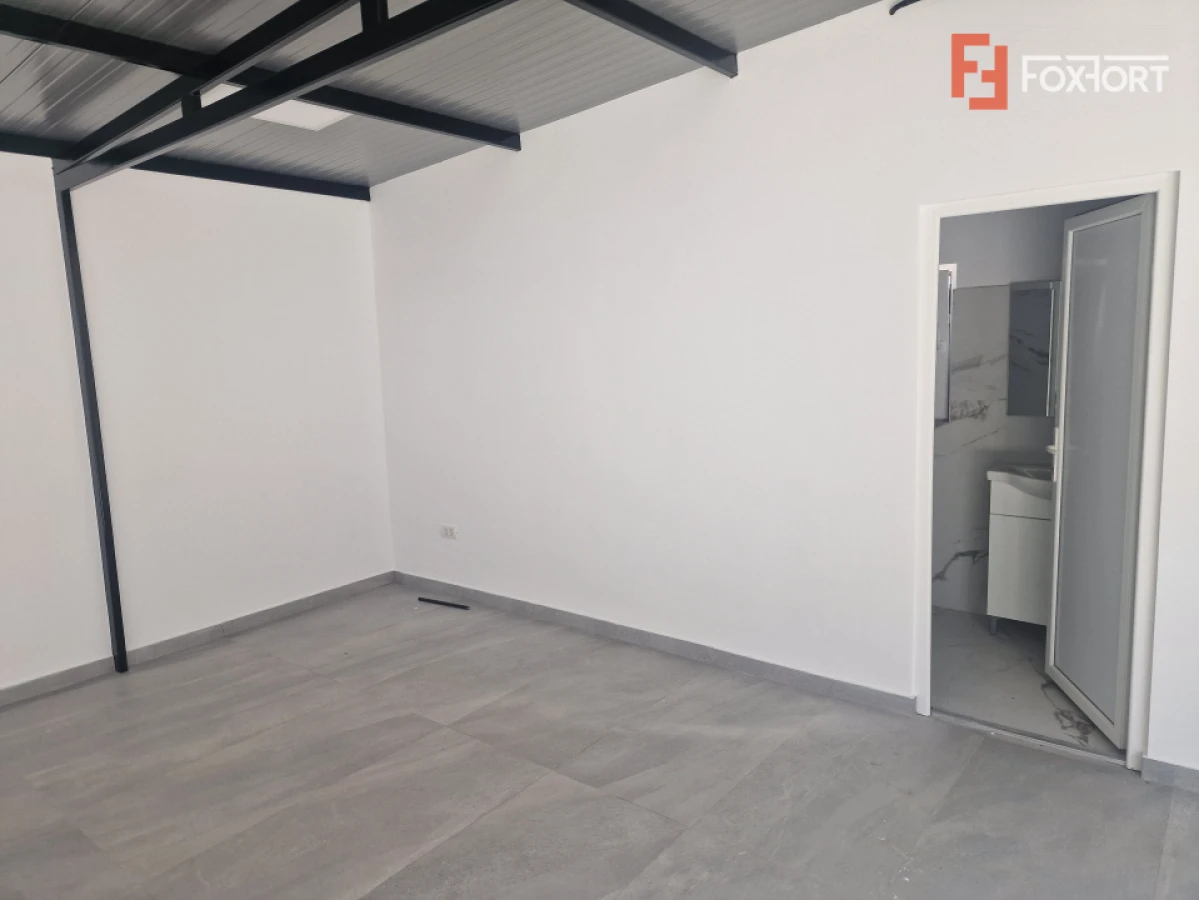 Spatiu generos pentru inchiriere in Izvin - 3