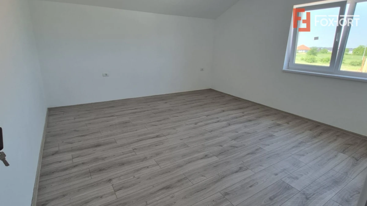 Duplex 4 camere si teren de 300 mp, zona Mosnita Veche - V10028 - 2