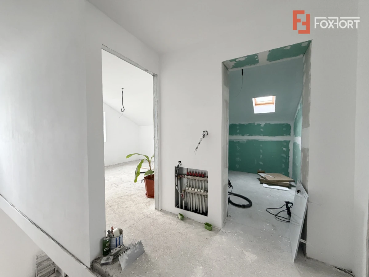 Duplex la cheie cu 3 camere, toate utilitatile - in Mosnita Veche - 7