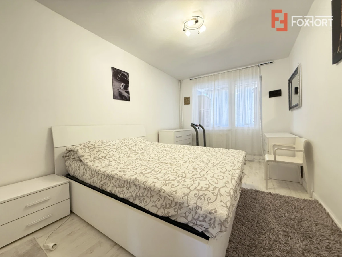Apartament cu 3 camere, de vanzare in zona Circumvalatiunii - 2