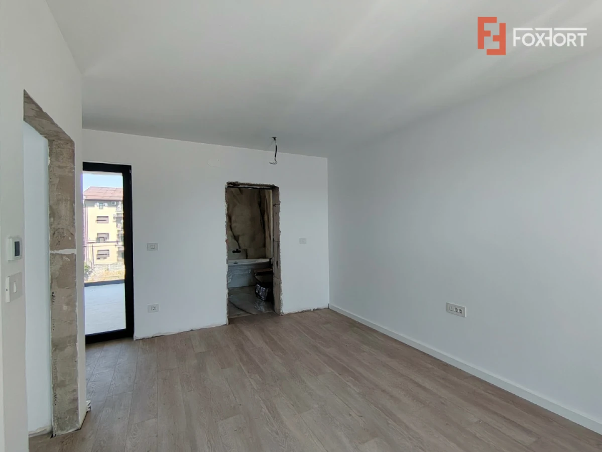 Casa individuala cu 4 camere Parter + 2 Etaje, in Giroc - V10060 - 9