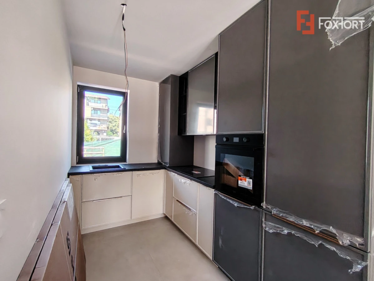 Casa individuala cu 4 camere Parter + 2 Etaje, in Giroc - V10060 - 2