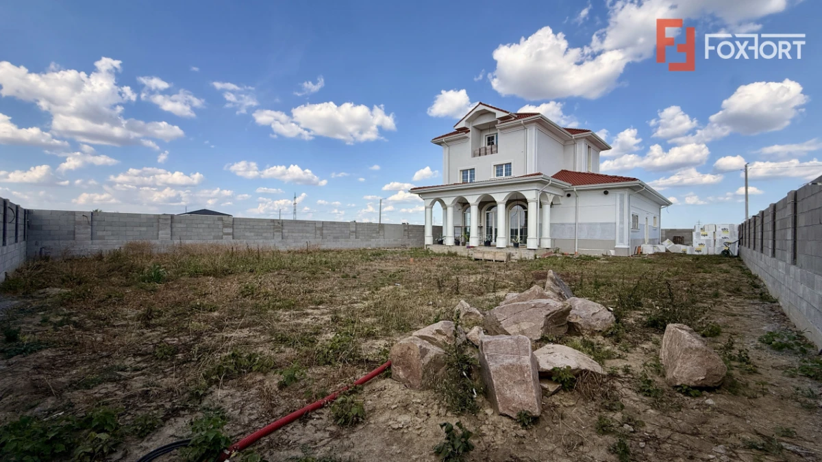 Casa de vanzare 5 camere si teren de 950 mp - Mosnita Noua - 1