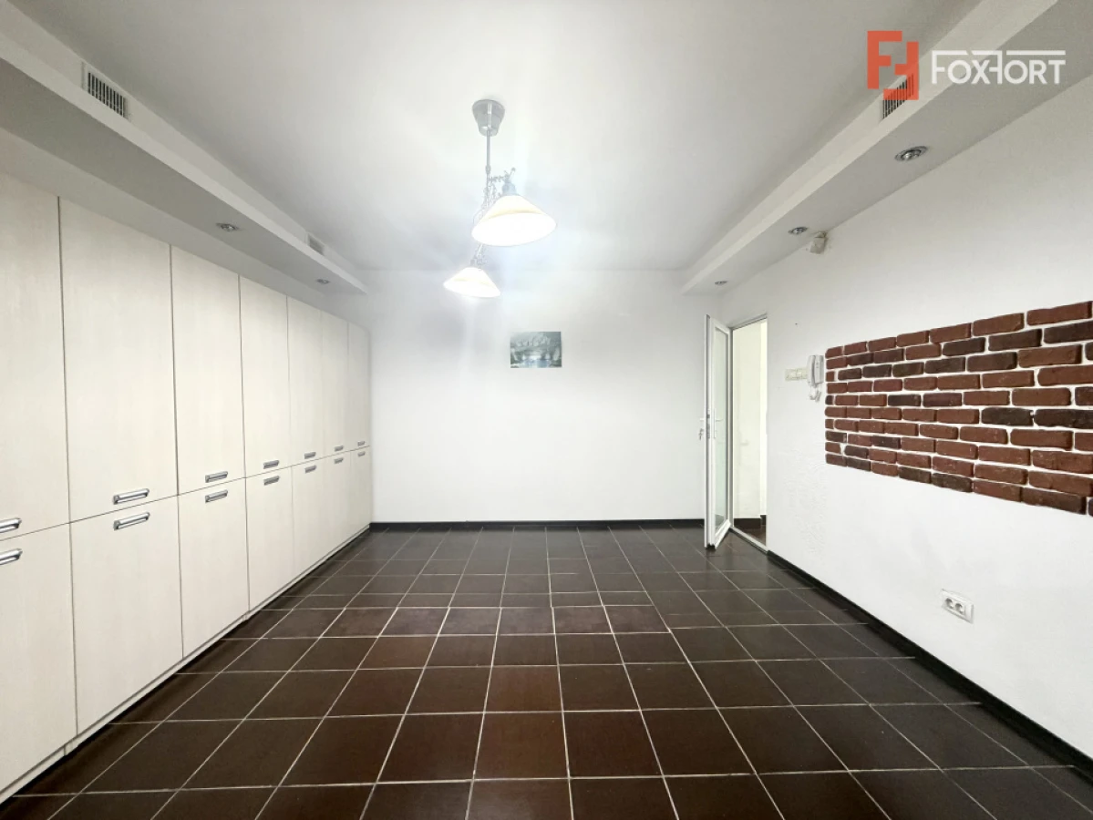 Apartament cu 2 camere + 47 mp teren in proprietate in Centrul Timisoarei - 2