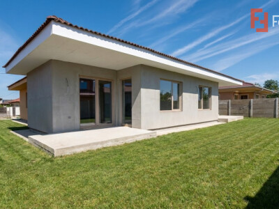 Duplex cu 3 camere si teren de 322 mp, toate utilitatile zona Mosnita Noua