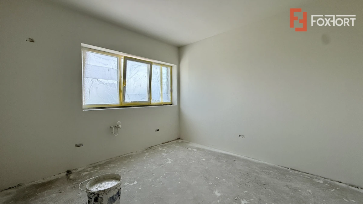 Casa individuala de vanzare, 8 camere + 4 bai - Mosnita Veche - 5