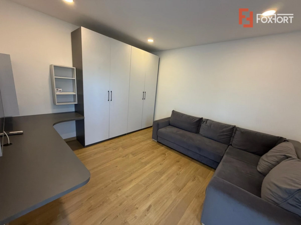 Apartament cu 4 camere dispus pe 3 niveluri - zona Giroc - 5