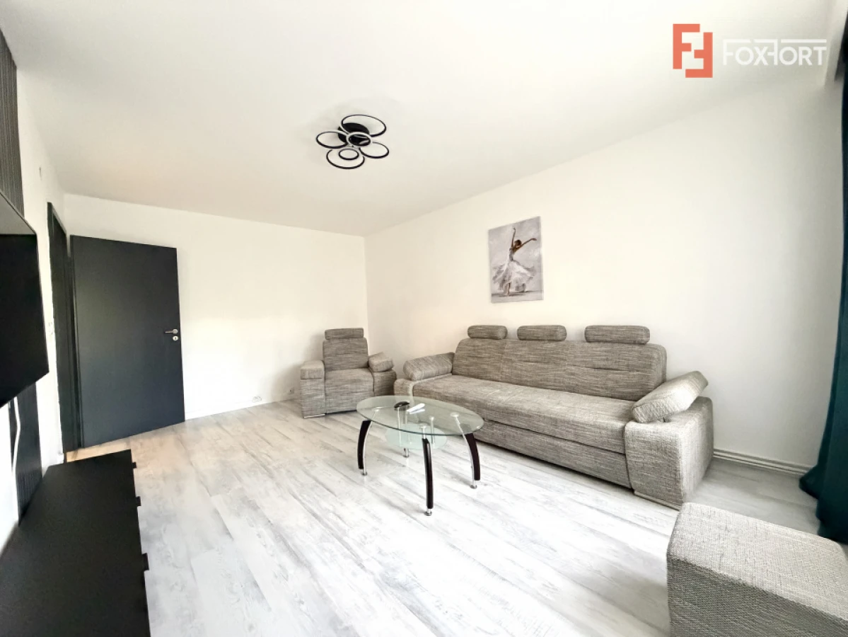 Apartament cu 3 camere + dressing, 79 mp, in zona Aradului - Piata Verde - 2