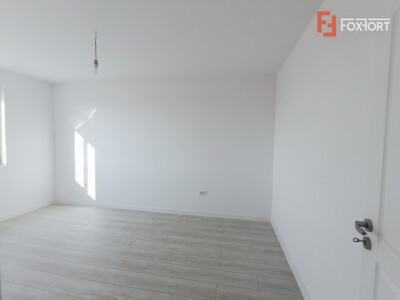 Apartament cu o camera, 35 mp, bucatarie inchisa in Giroc