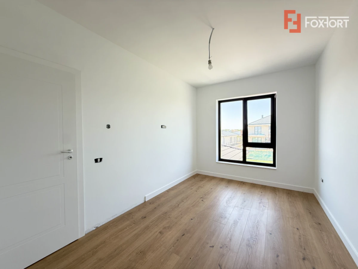 Duplex cu 442 mp teren | Dumbravita | Terase din travertin | Scara lemn masiv - 8