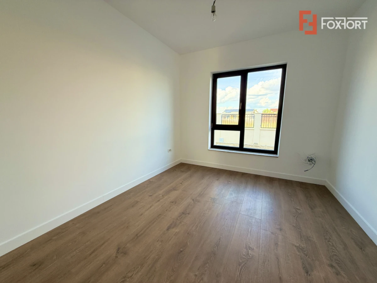 Duplex cu 442 mp teren | Dumbravita | Terase din travertin | Scara lemn masiv - 5