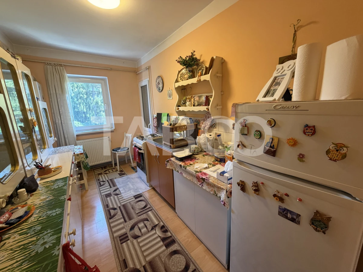 Apartament decomandat 3 camere 2 bai complet mobilat utilat etaj 3 - 7