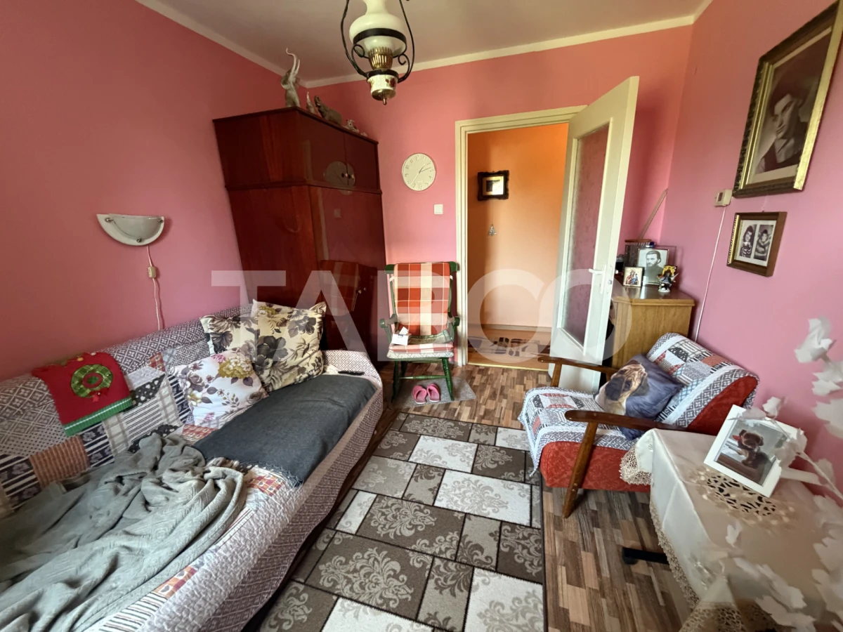 Apartament decomandat 3 camere 2 bai complet mobilat utilat etaj 3 - 4