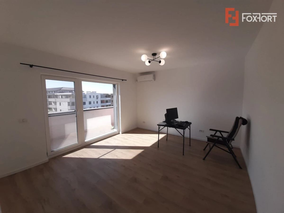 Penthouse cu 2 camere + terasa 45 mp - zona Mehala - 1
