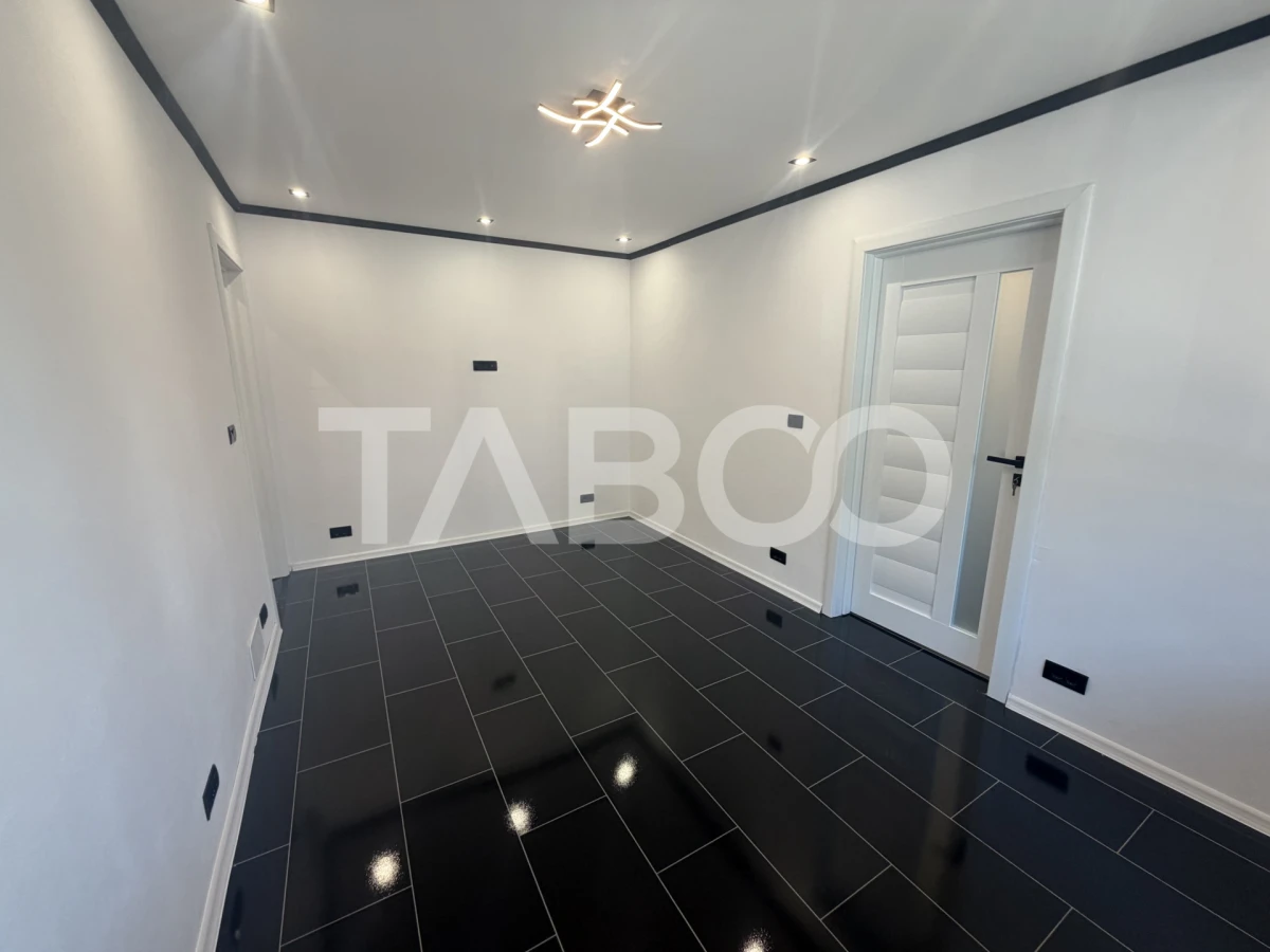 Apartament 2 camere semidecomandat parter renovat 2026 - 1