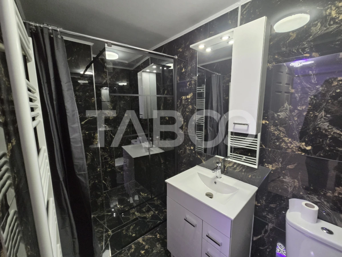 Apartament de vanzare 3 camere 2 bai Centrul Istoric Sibiu Comision 0 - 8