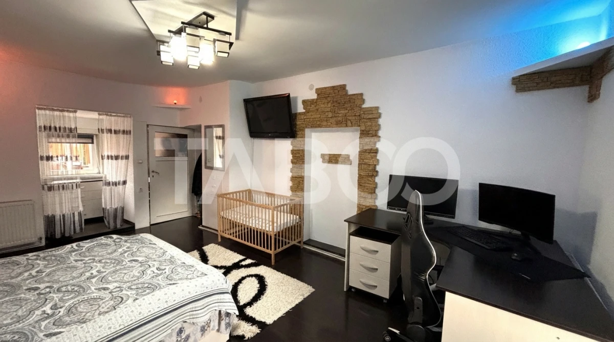 Apartament la casa + pivnita 93 mp utili de vanzare Centrul Istoric - 4
