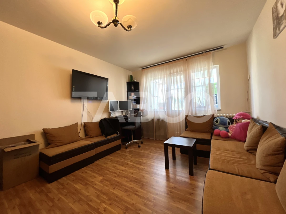 Apartament cu 3 camere de vanzare in Manastur zona BIG la cheie - 1