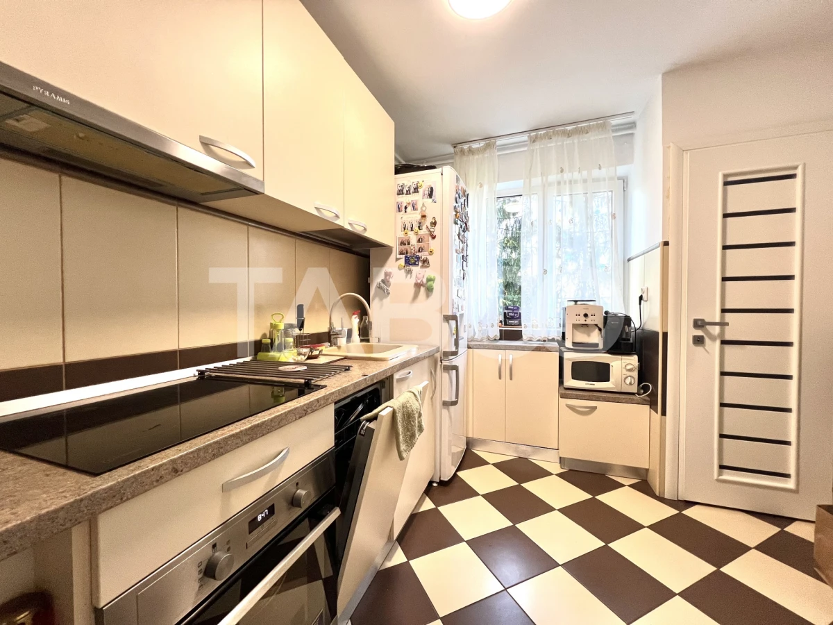 Apartament de vanzare cu 3 camere si boxa in Manastur zona BIG - 8