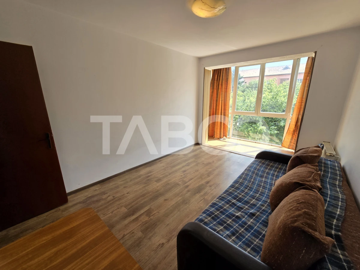 Apartament 2 camere de vanzare decomandat 52 mpu etaj 3 Terezian Sibiu - 10