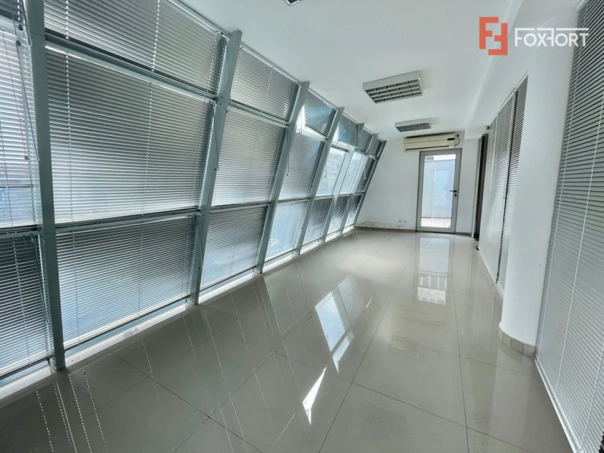 Spatiu comercial de vanzare, 585 mp,locatia excelenta, Timisoara- V2315 - 4