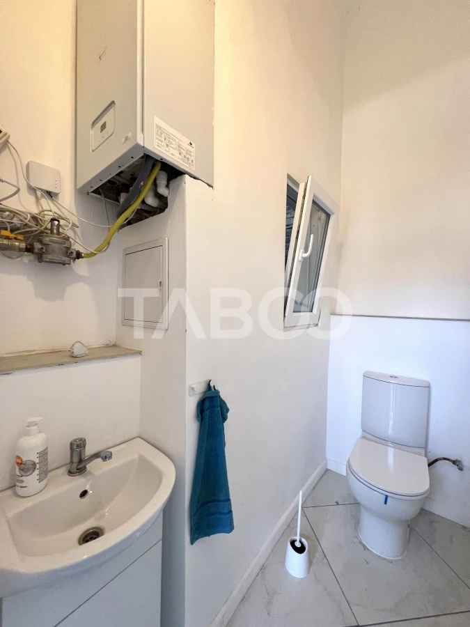 Apartament cu 3 camere si terasa de 14 mp de vanzare in zona Centrala - 10