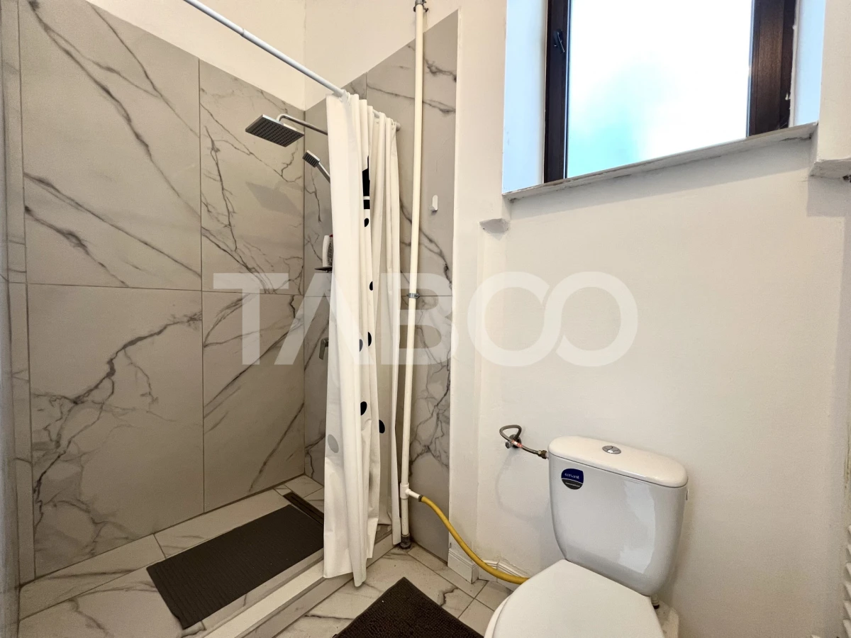 Apartament cu 3 camere si terasa de 14 mp de vanzare in zona Centrala - 8