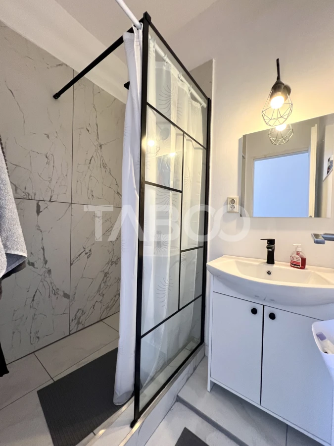 Apartament cu 3 camere si terasa de 14 mp de vanzare in zona Centrala - 7