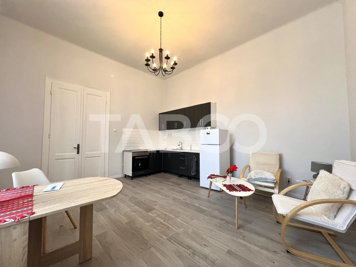 Apartament cu 3 camere si terasa de 14 mp de vanzare in zona Centrala - 4