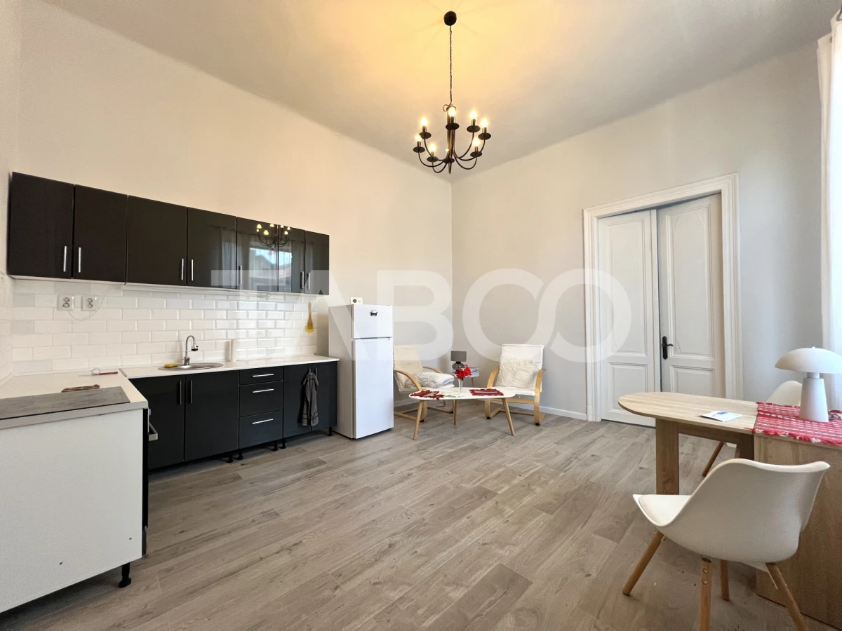 Apartament cu 3 camere si terasa de 14 mp de vanzare in zona Centrala - 3