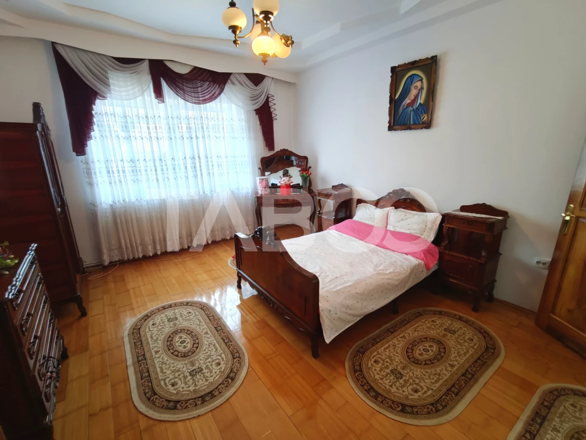Casa moderna si spatioasa 5 camere luminoase - mobilata si utilata - 4