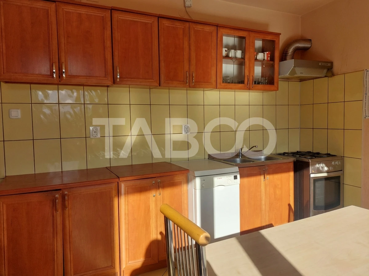 Casa 200 mpu 4 camere curte si gradina zona linistita Talmaciu - 7