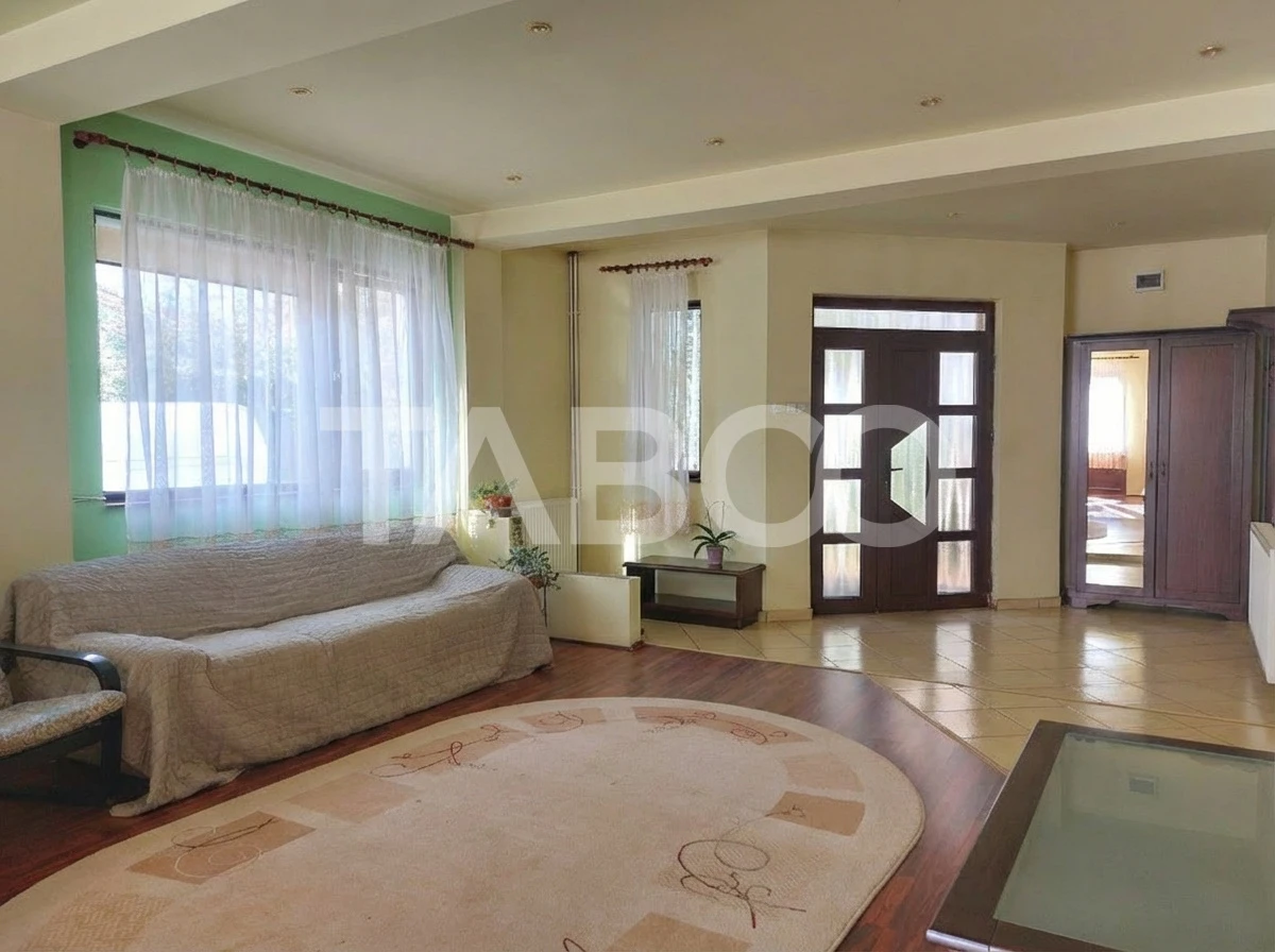Casa 200 mpu 4 camere curte si gradina zona linistita Talmaciu - 3