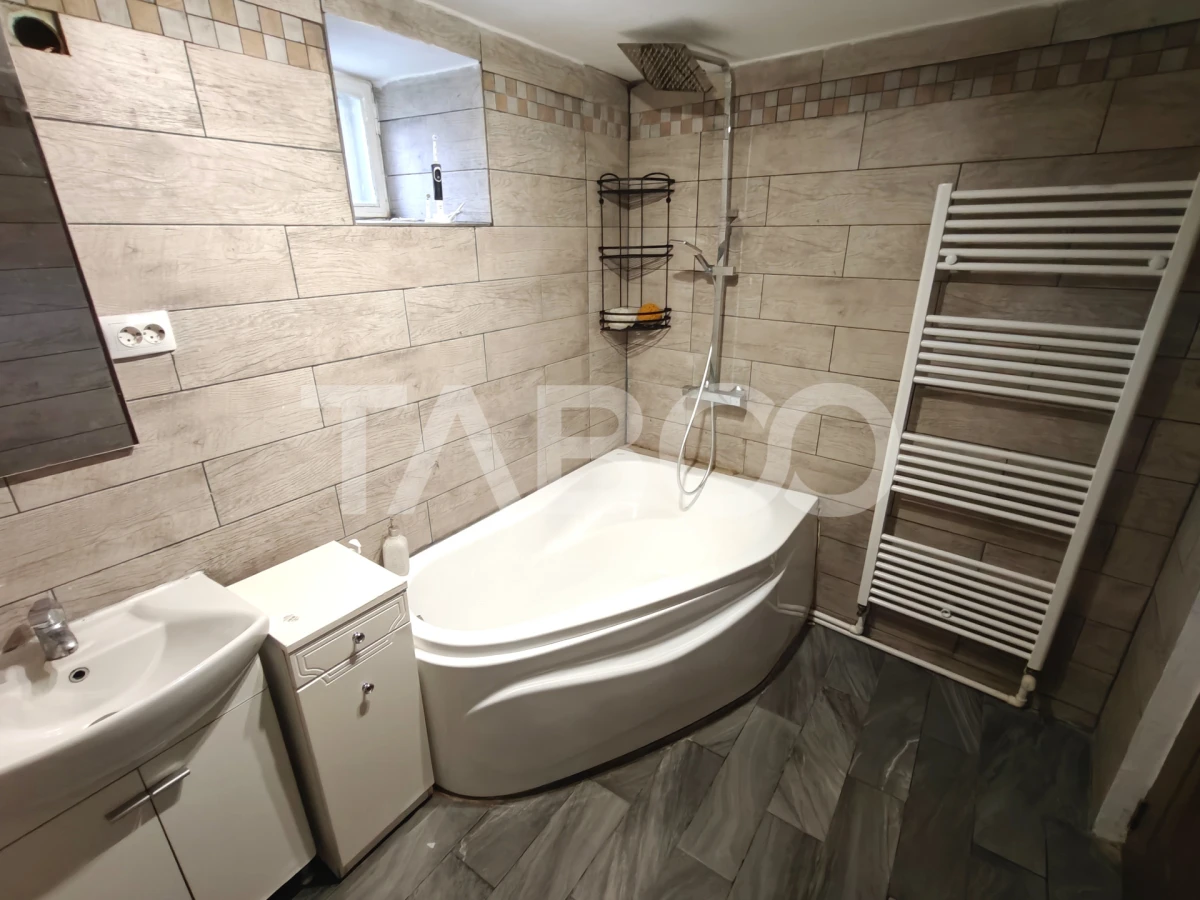 Casa cu 4 camere singur in curte de vanzare in Sibiu - zona linistita - 7