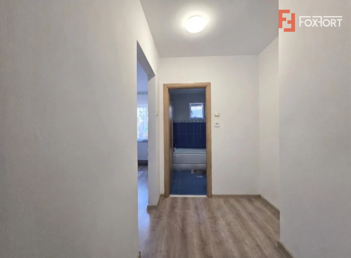 Apartament 2 camere, etaj 2, zona Podgoria Arad - 9